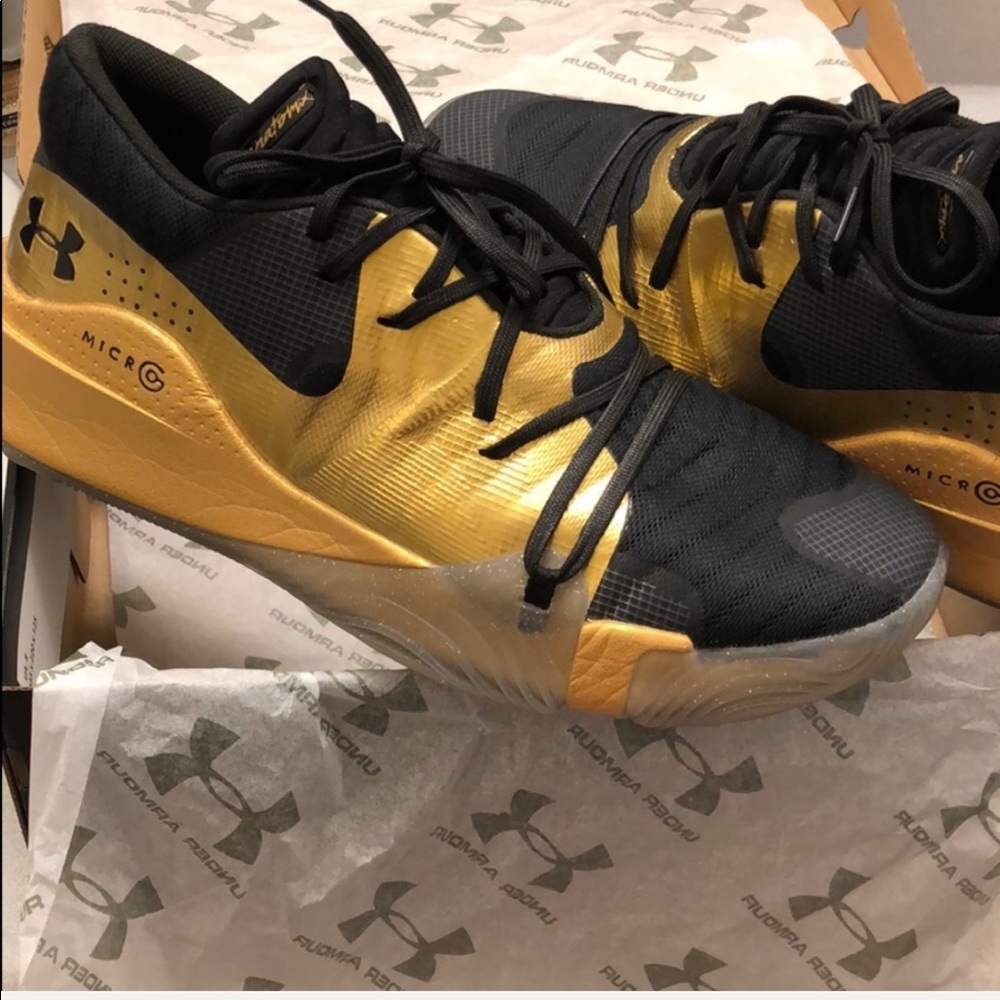 Under Armour - Picture 4 of 7